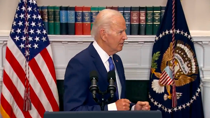 Conservatives mock Biden wandering away from question on Chinese hackers: ‘Has no idea what’s going&nbsp;on’