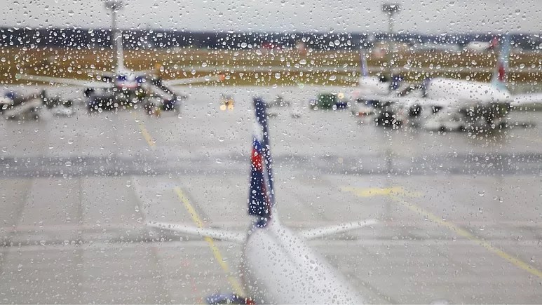 Frankfurt Airport delays: Passengers urged to arrive 2.5 hours early after heavy rain floods&nbsp;runways