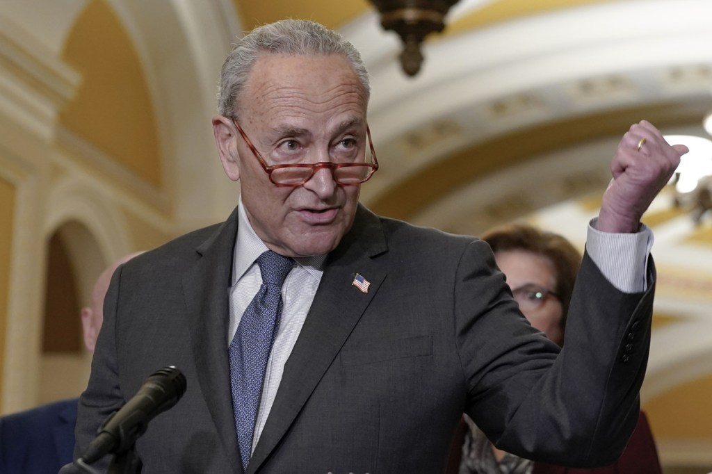 Schumer moves to split House and Senate Republicans ahead of potential&nbsp;shutdown