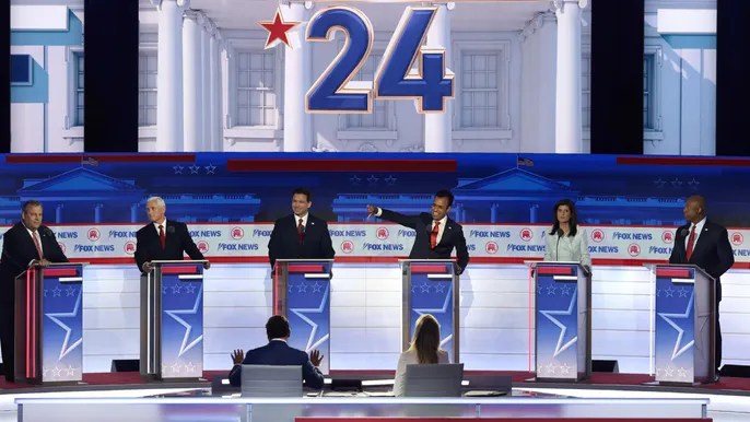 This Republican governor predicts a smaller 2024 field challenging Trump by the end of the&nbsp;year