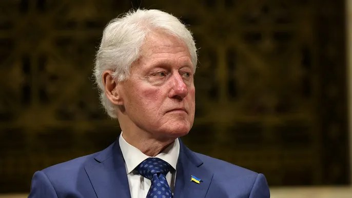 Bill Clinton calls for migrants to ‘begin working, paying taxes and paying their way’ in New York&nbsp;City
