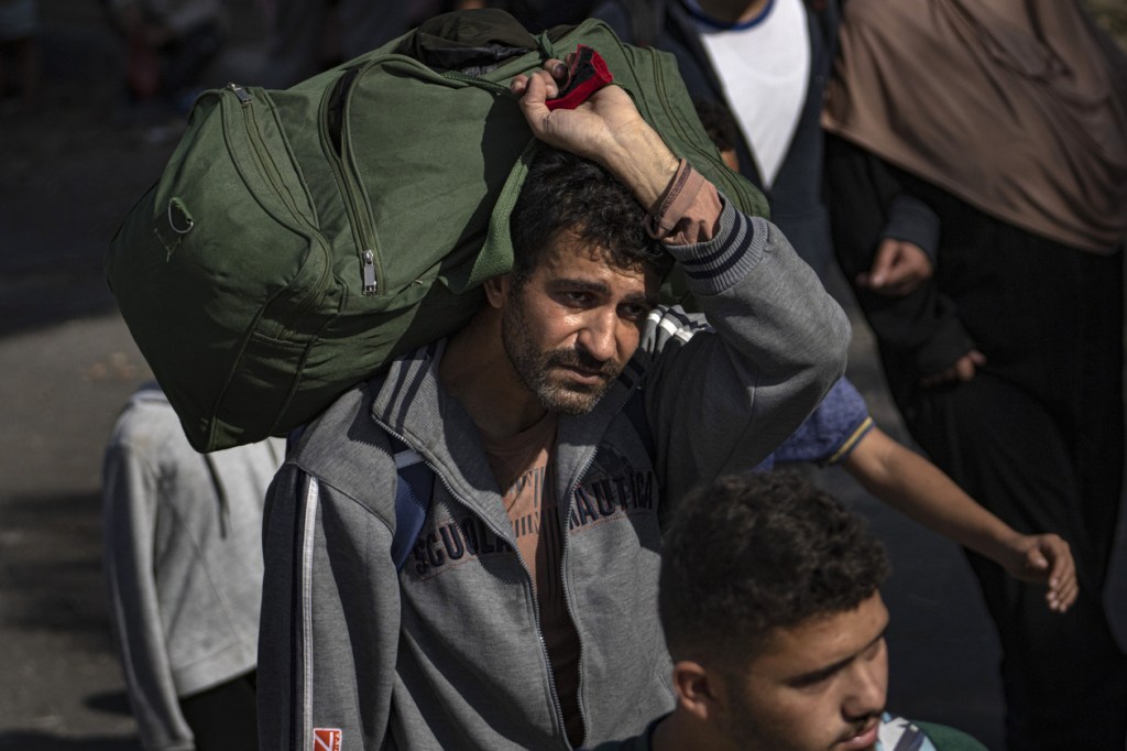 Thousands who were sheltering at Gaza City’s hospitals flee as Israel-Hamas war closes&nbsp;in