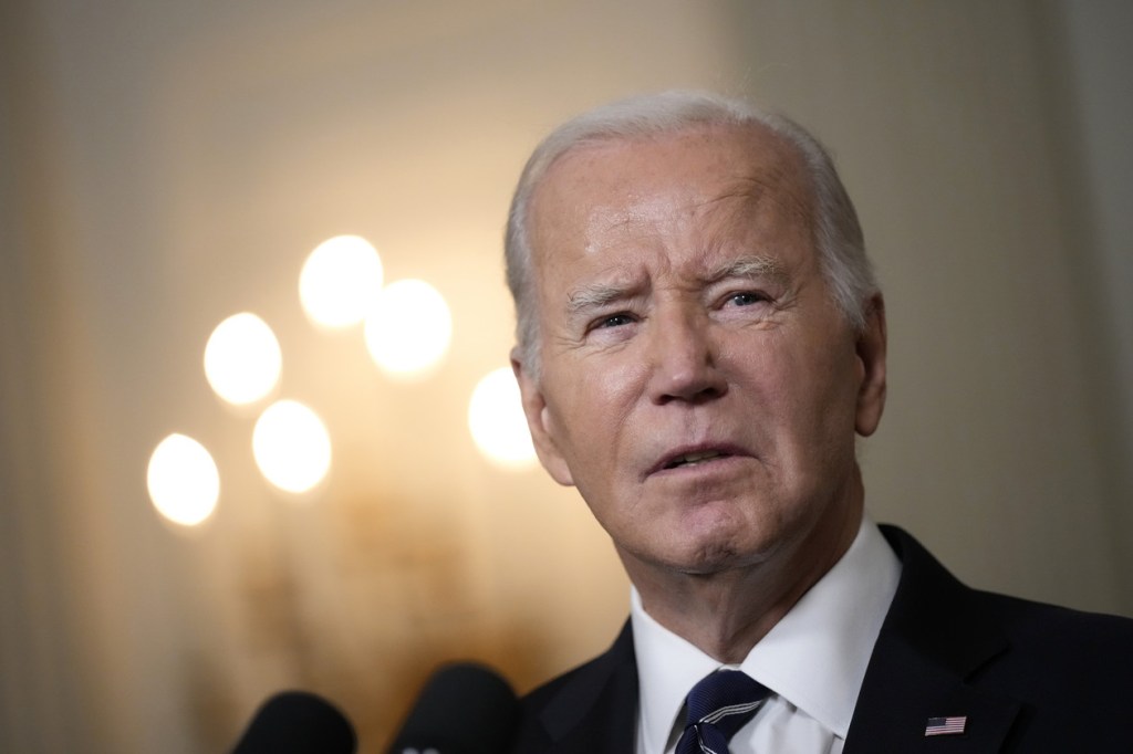 Biden campaign facing heat over plans to deal with his&nbsp;age
