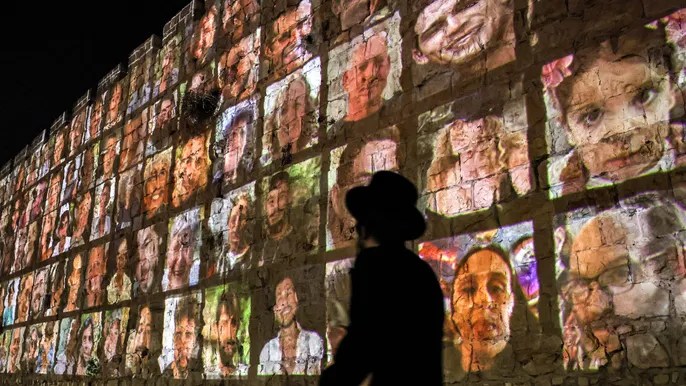 Israel, Hamas agree to temporary cease-fire, hostage release deal including freeing 3&nbsp;Americans