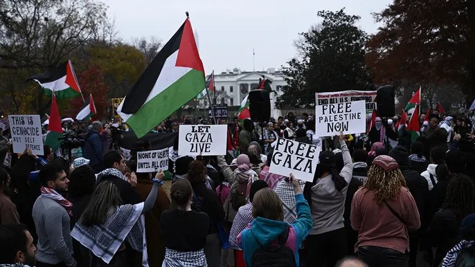 Pro-Palestinian White House interns fear ‘witch hunt’ after signing letter ripping Biden’s Israel&nbsp;plans