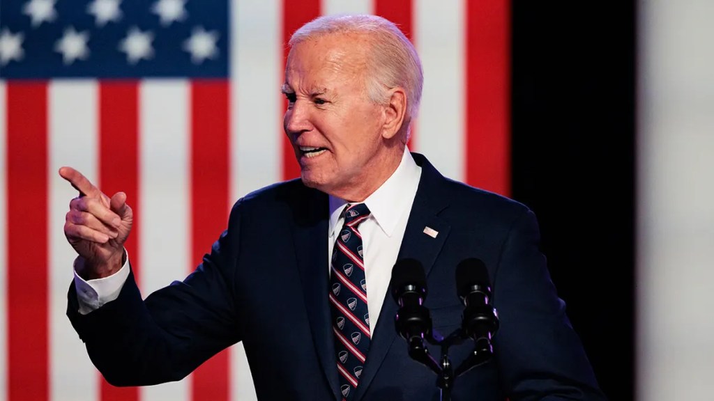 Social media mocks Biden being led offstage by first&nbsp;lady