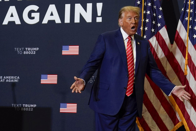 As Iowa caucuses loom, Trump urges his supporters to ‘vote, vote,&nbsp;vote’