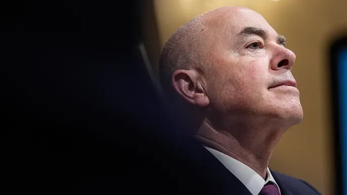 Mayorkas impeachment articles approved by ¦committee, setting up full House&nbsp;vote