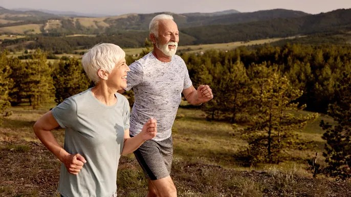 To live longer, do these 5 things every day, says a brain health&nbsp;expert