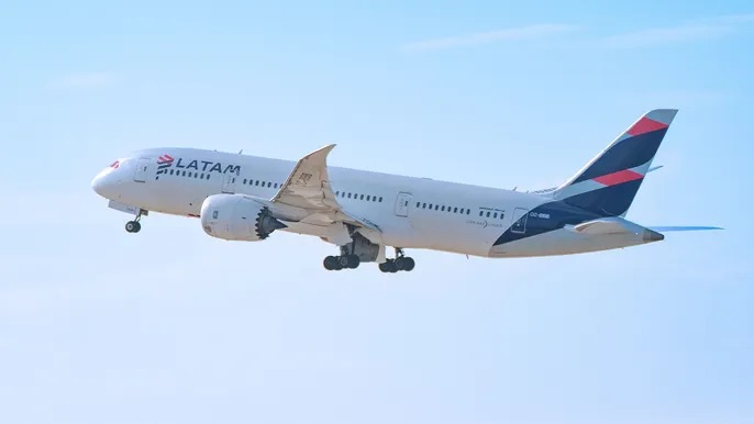 50 people injured by ‘strong movement’ on Boeing plane flying from Australia to New&nbsp;Zealand