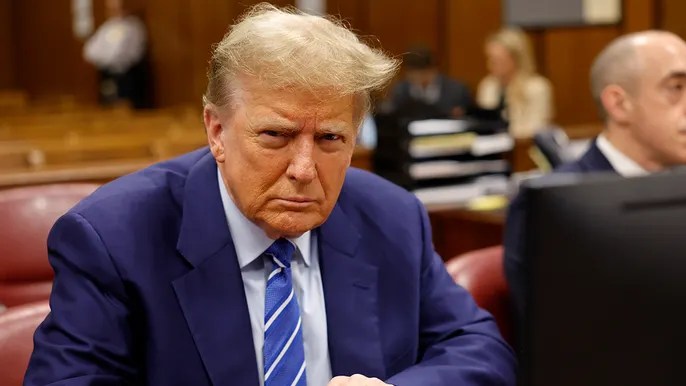 New York Times reporter declares Trump stared at her after she reported he fell&nbsp;asleep