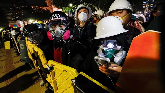 Police at UCLA face off against left-wing mob as nationwide anti-Israel protests&nbsp;escalate