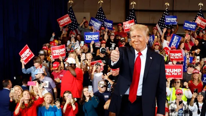 Harris and Trump campaign on the final weekend before Election&nbsp;Day