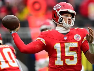 Chiefs give injury update on Patrick Mahomes after getting shaken up in win over&nbsp;Browns