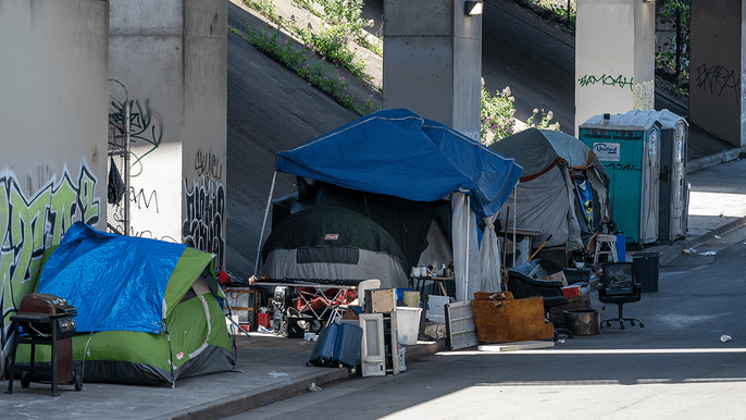 Judge blocks Oregon city at center of SCOTUS homelessness ruling from enforcing ban on&nbsp;encampments