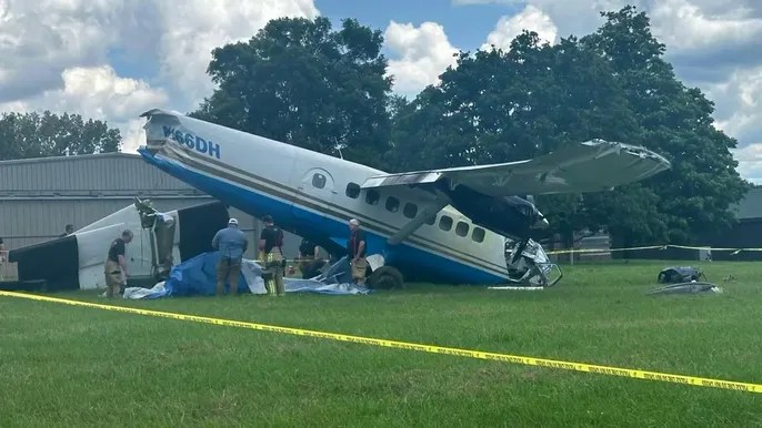 Tennessee skydiving plane crashes moments after takeoff, leaving multiple passengers&nbsp;injured