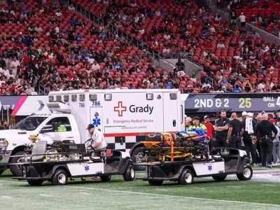 Lions’ Morice Norris leaves preseason game in ambulance after blow to the&nbsp;head