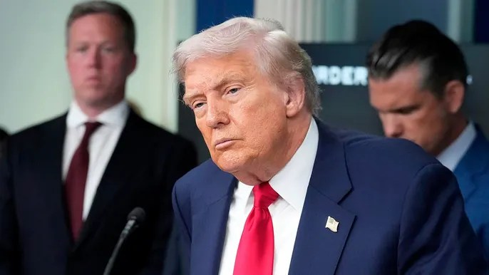 Trump hits ABC, NBC as ‘FAKE NEWS,’ says he’d support FCC revoking&nbsp;licenses