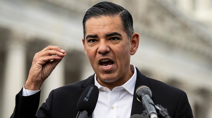 Oversight Dems drop Epstein images a day before Trump admin’s&nbsp;release