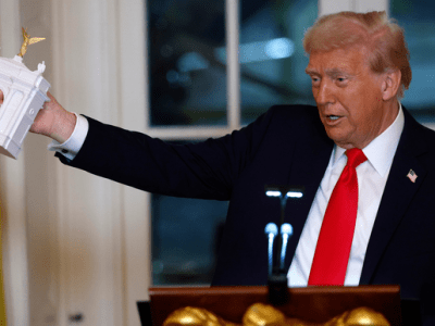 Trump says ‘Triumphal Arch’ monument construction to begin within 2 months in DC:&nbsp;report