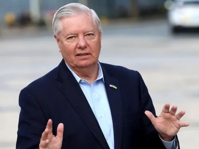 Lindsey Graham goes scorched earth on ‘piece of crap’ DNC chair over Iran-US&nbsp;comparisons