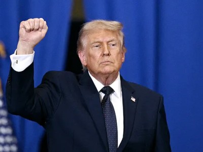 Trump blasts critics as UK readies Hormuz mine-clearing mission amid Iran deal&nbsp;talks
