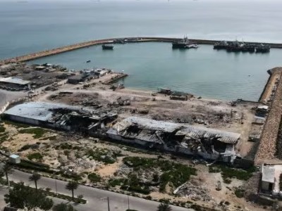 Trump Team Plans $300 Billion Iran Reconstruction Fund With Final&nbsp;Agreement